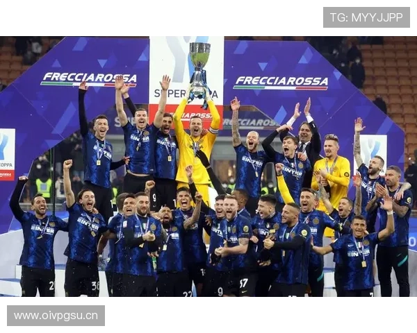 国际米兰变阵危机：豪门下滑背后，战术问题暴露被拿捏